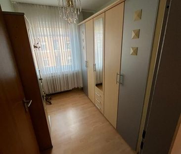 Wohnung im 1. OG mit Balkon und PKW-Stellplatz im Hof - Photo 3