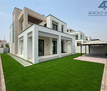 Expansive Corner Plot | 4BR + Maids | Type A - Photo 4