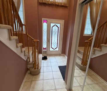 For Lease - 47 Earl Grey Crescent, Brampton, Ontario - Photo 5