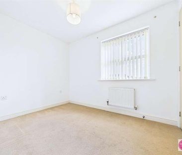 Blakeholme Court, Burton-on-trent, DE14 - Photo 1