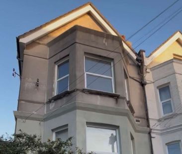 Bedford Grove Room 3 - Photo 1