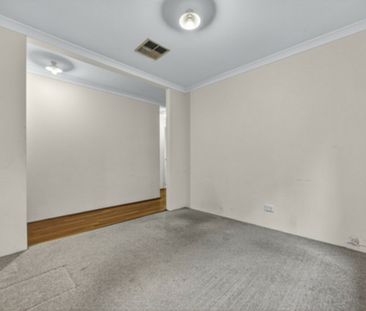 Quaint home in ideal location. - Photo 2