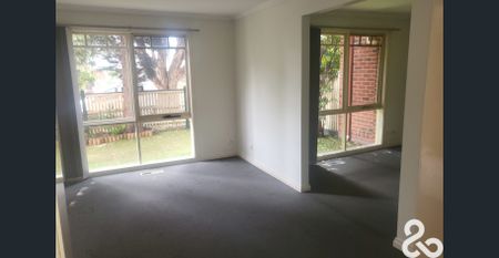 MODERN LIVING - Photo 3