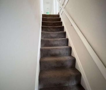 First Floor Flat, Newport Street, Middleport, Stoke-on-trent, ST6 - Photo 5