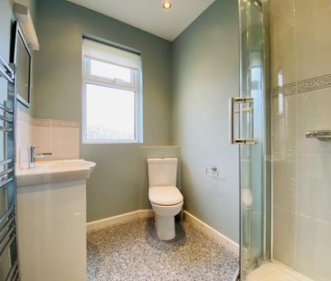 2 bedroom flat to rent - Photo 6