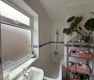 2 Bedroom Flat To Let - Photo 4