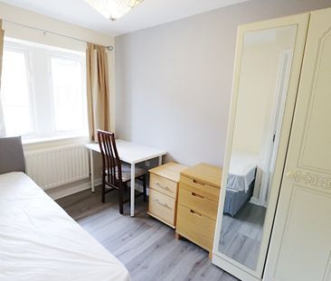 4 Bed Terraced House, Vanbrugh Lane, BS16 - Photo 4