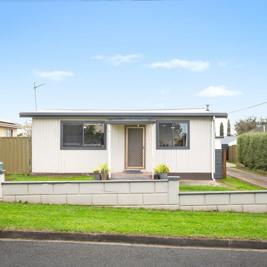 Neat & Tidy Home - Photo 1