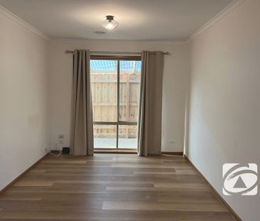 A NARRE WARREN BEAUTY - Photo 5