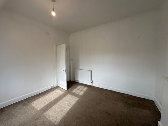 4 bedroom house to rent - Photo 1