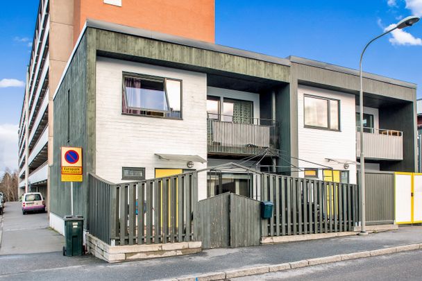 Hjulsta backar, Spånga - Foto 1