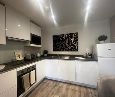 2 bedroom apartment to rent - Photo 6