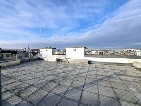 Unbefristet! Exklusive 4 Zimmer DG Wohnung mit herrlicher 59 m² Dachterrasse in der Neustiftgasse - Photo 2