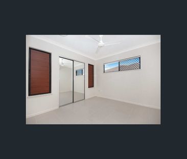 Family Home in Mount Low - Photo 6