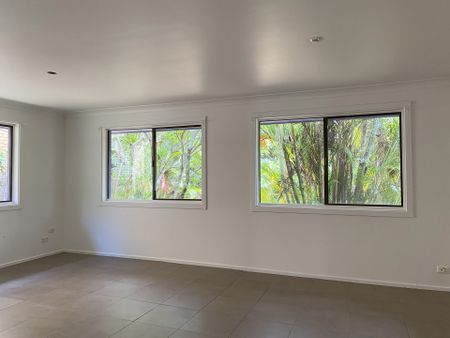 Beachside Suffolk Family Home - Photo 2