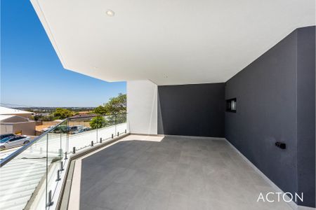 1/1 Smith Street, Karrinyup. - Photo 2