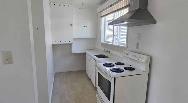 Cozy 1 Bedroom Flat in a quiet area - Photo 1