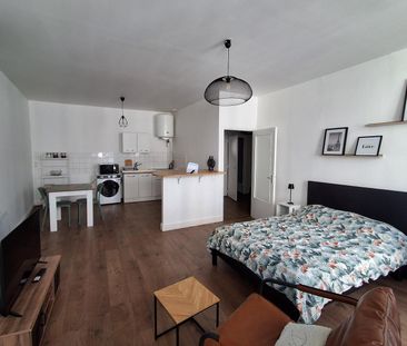 Location Appartement 1 pièce 37m² ST ETIENNE 42000 - Photo 1