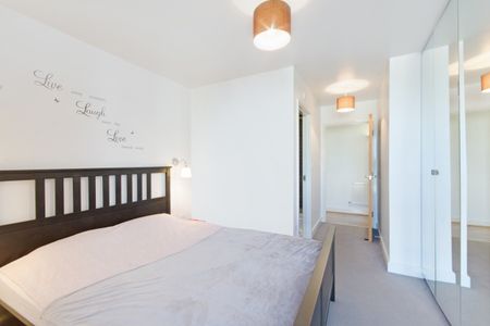 2 bedroom apartment to rent - Photo 2