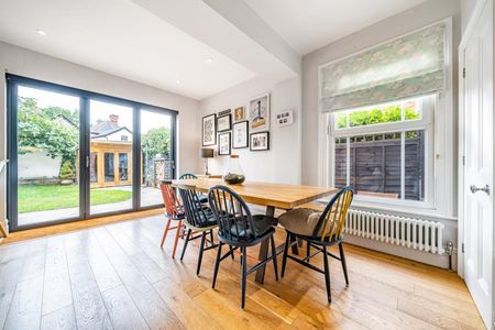 Ferndale Road, Woking, Surrey, GU21 - Photo 5