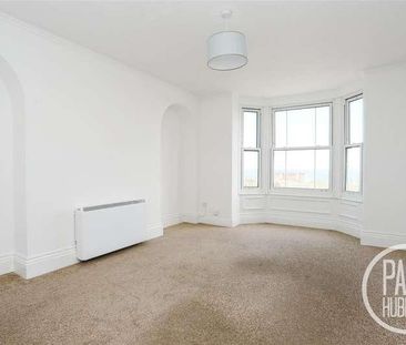 Marine Parade, Lowestoft, NR33 - Photo 1