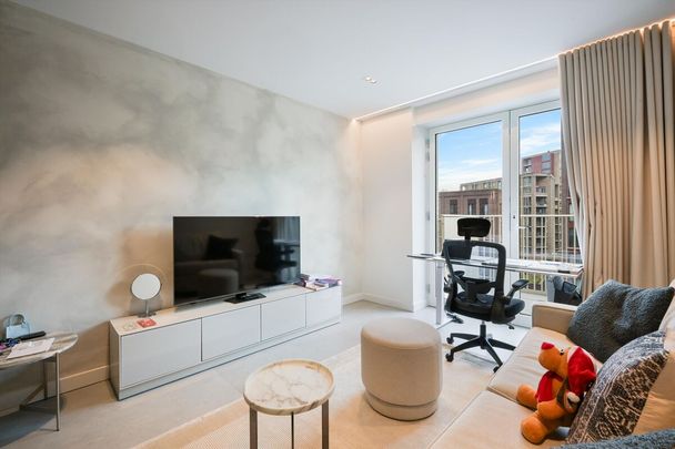 Stylish one-bedroom apartment with a private balcony and access to Capella's exceptional collection of resident amenities. - Photo 1