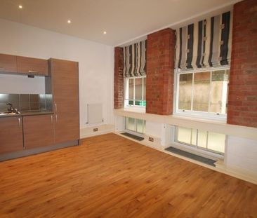 1 bedroom duplex to rent - Photo 4