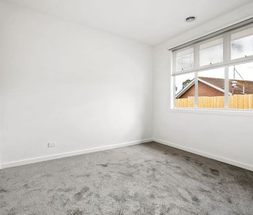 Modern Two-Bedroom Home in a Convenient Location - Photo 4