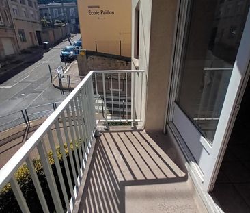 Location Appartement 3 pièces 58m² ST ETIENNE 42100 - Photo 2