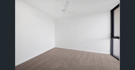 Brand New 3 Bedroom Apartment in Ideally Located in Birtinya - Photo 3