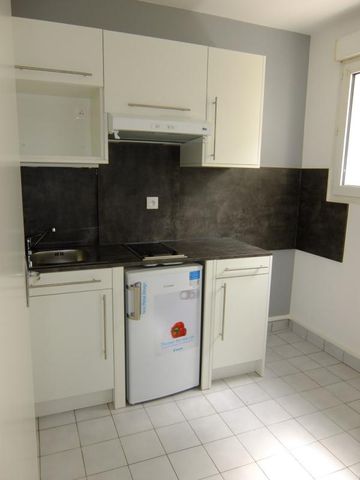 Location Appartement 2 pièces 46m² NANTES 44000 - Photo 3