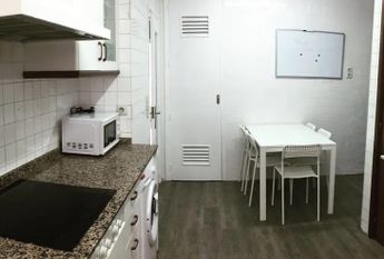 Calle Doctor Moliner, Valencia, Valencian Community 46010