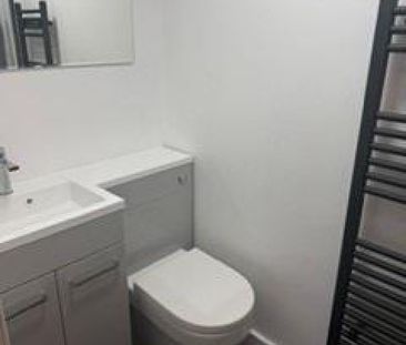 OAKENGATES, TELFORD - £750 pcm - Photo 4