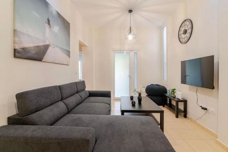 Διαμέρισμα για ενοικίαση Κέντρο (Παλαιά Φώκαια) - Φωτογραφία 3