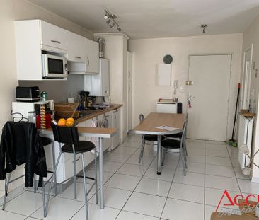 Location Appartement 2 pièces 34m² - Photo 3