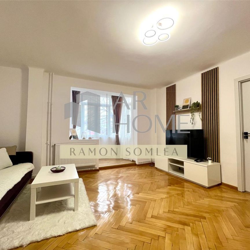 Apartament 2 camere, renovat, ultracentral, Ploiesti - Fotografie 1