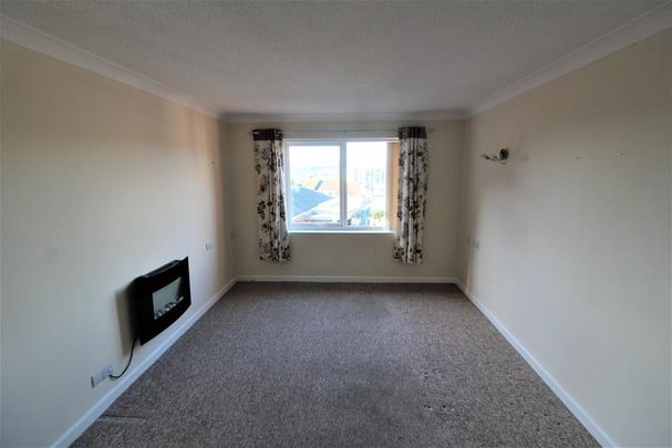 1 bedroom retirement property to rent - Photo 1