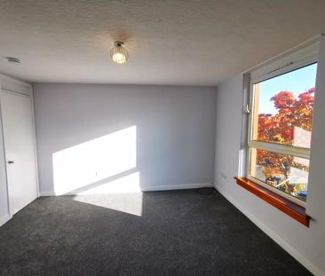 2 bedroom maisonette to rent - Photo 5