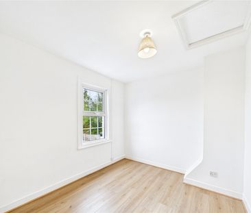 Arbour Lane, Chelmsford, Essex, CM1 7RG - Photo 4