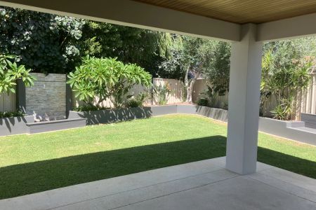 Stunning Family Home - Photo 5