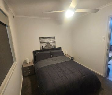 Port Noarlunga - Photo 3