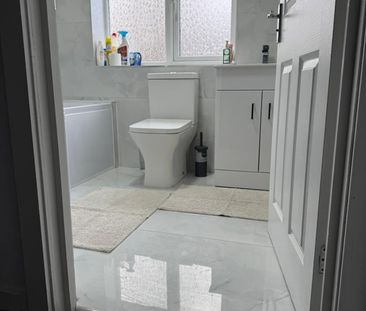 Room in a Shared House, Allcroft Road, B11 - Photo 5