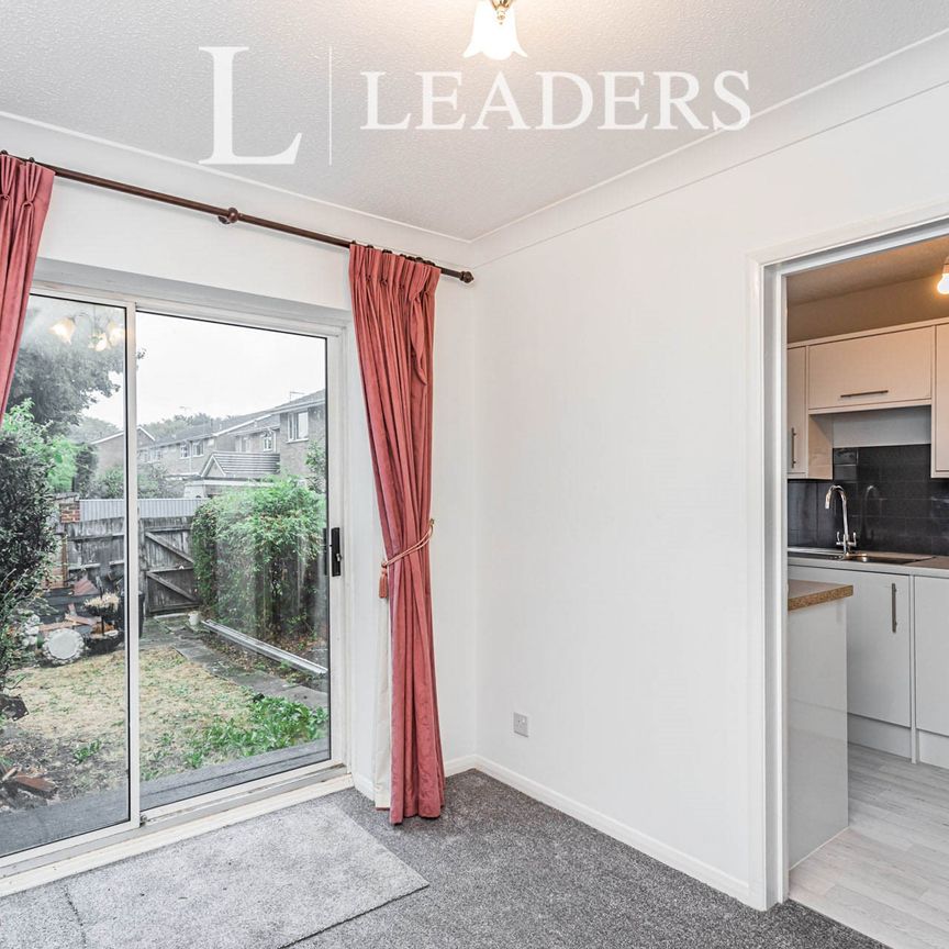 3 bedroom house to rent Badgers Walk, Burgess Hill, RH15 - Photo 1