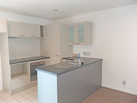 Townhouse Living in fully gated complex with 2 carparks - Photo 5