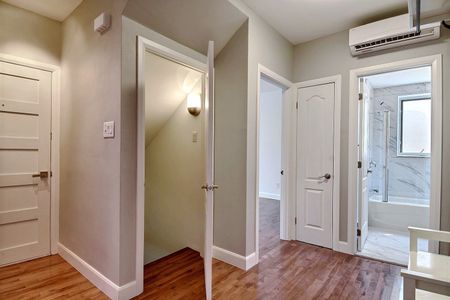 Condo for rent, Mont-Royal - Photo 2