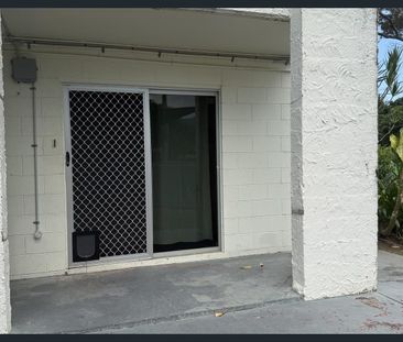 Modernised 2 Bedroom Unit – Pool & Great Location! - Photo 6