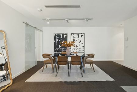 Three Bedroom Apartment In The Heart of Braddon - Photo 5