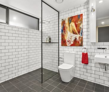 Modern Living on the Foreshore - Photo 6