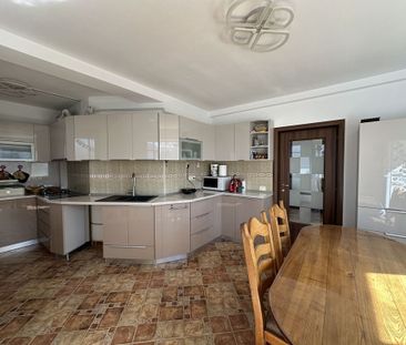Vila exclusivista de inchiriat Otopeni - Complex Natatie - Photo 3