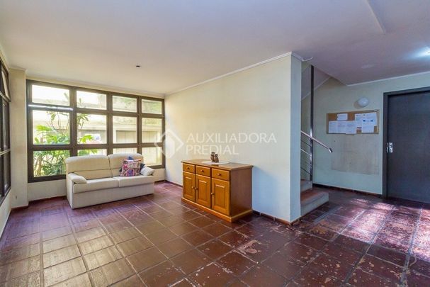 Apartamento com 1 quarto e 45m² para alugar em Vila Jardim, Porto Alegre. - Photo 1